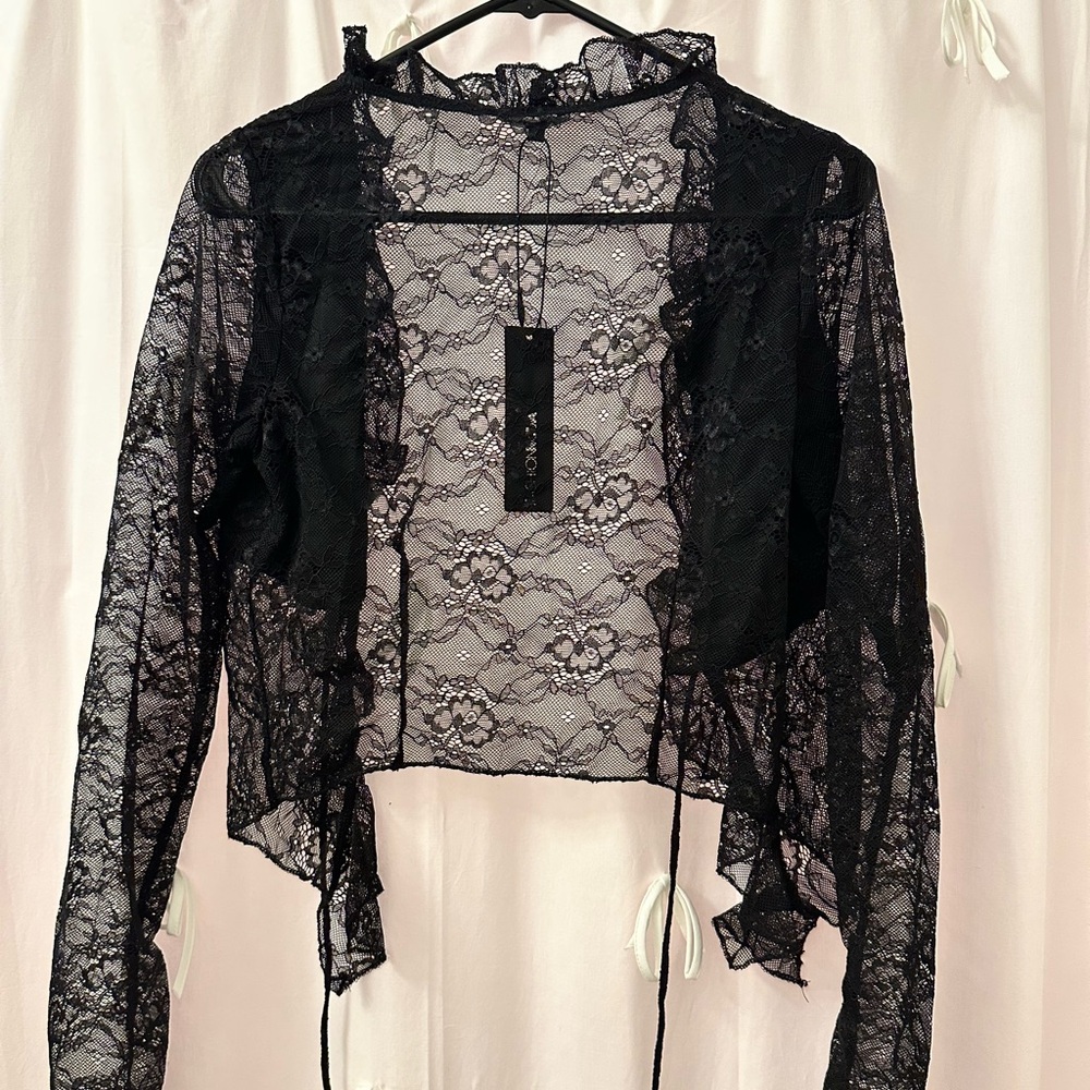 NEW with tags Fashion Nova Glance in my Direction Lace Flyaway Ruffle Top - Picture 4 of 5